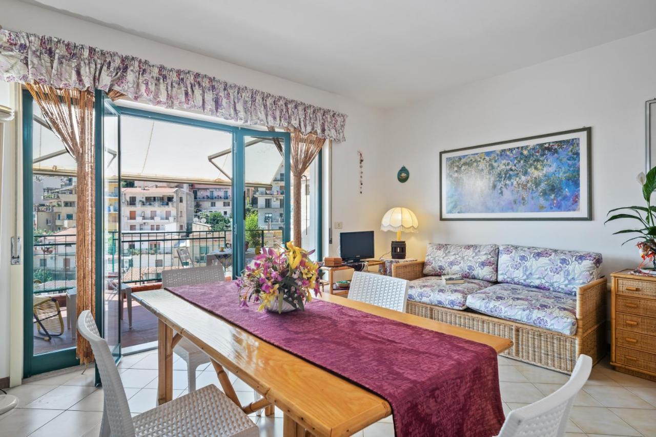 Taormina Comfortable Apartment With Terrace מראה חיצוני תמונה
